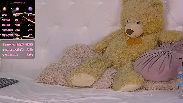 IsisQueen online show from October 27, 3:16 pm