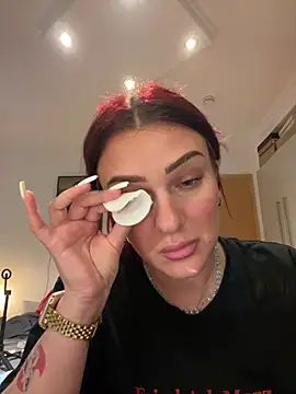 Snapshot of OliviaaFischer chatting on July 8, 4:33 pm OliviaaFischer online show from July 8, 4:33 pm