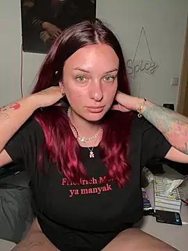 Snapshot of OliviaaFischer chatting on July 18, 12:20 pm OliviaaFischer online show from July 18, 12:20 pm