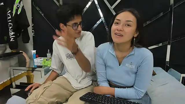 Snapshot of Noa_Arez chatting on February 15, 7:27 am Noa Arez online show from February 15, 7:27 am