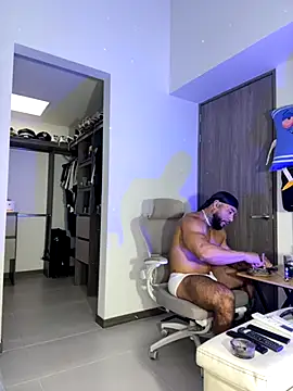 Snapshot of Andrew_Johnnson chatting on November 25, 7:47 pm Andrew Johnnson online show from November 25, 7:47 pm