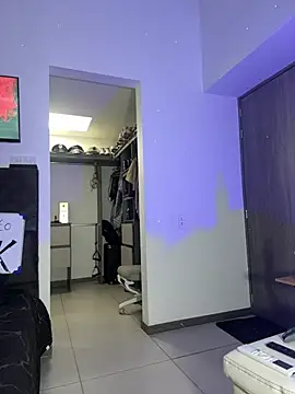 Snapshot of Andrew_Johnnson chatting on February 4, 5:30 pm Andrew Johnnson online show from February 4, 5:30 pm