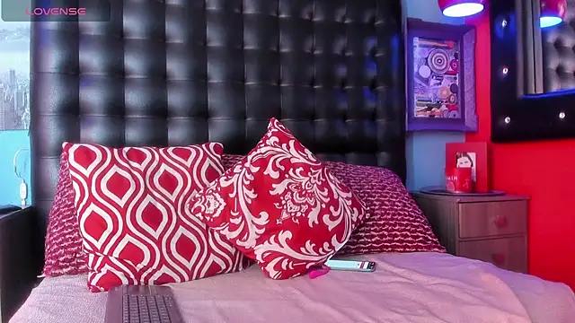 Kyes Dreams3 online show from September 14, 4:44 am