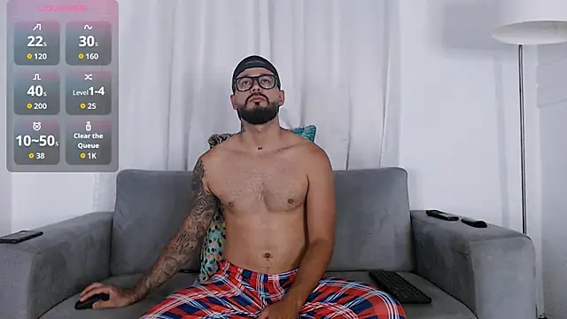 Snapshot of Eric_Evans1 chatting on September 19, 3:19 am Eric Evans1 online show from September 19, 3:19 am