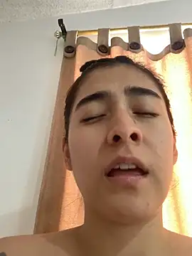 Snapshot of miaftmax chatting on November 8, 3:34 pm miaftmax online show from November 8, 3:34 pm