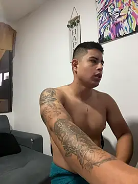 Snapshot of miaftmax chatting on December 21, 4:03 pm miaftmax online show from December 21, 4:03 pm