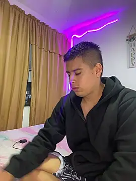 miaftmax online show from March 29, 12:27 pm