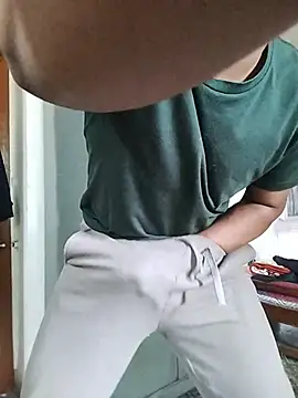 COme8989 online show from January 10, 11:01 am