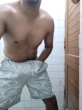 COme8989 online show from February 10, 10:08 am