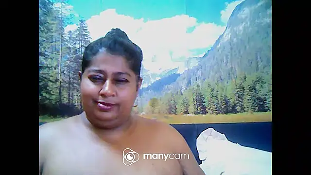 indianhoney694u online show from February 18, 1:55 pm