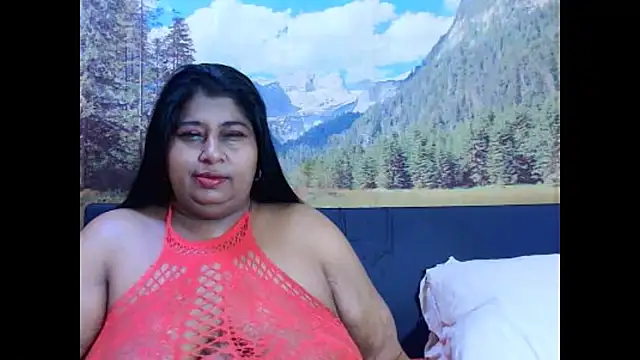 indianhoney694u online show from December 2, 5:46 am