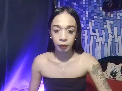 urgirl maria online show from April 4, 4:15 pm