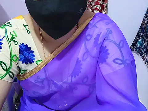 Snapshot of jannu6482 chatting on October 23, 2:27 pm jannu6482 online show from October 23, 2:27 pm