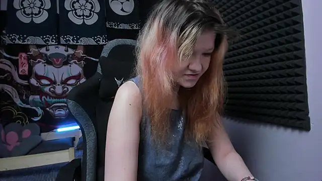 Nora lovvvv online show from September 23, 10:51 am