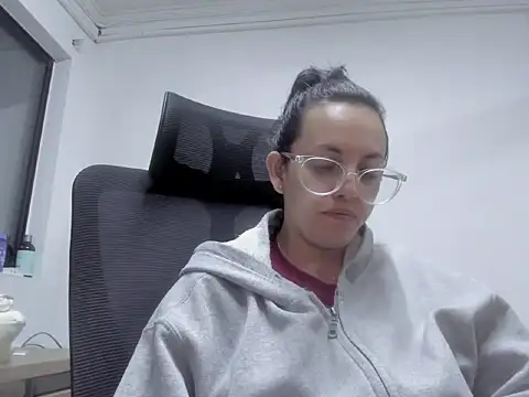 dalila macherano1 online show from October 10, 11:04 pm