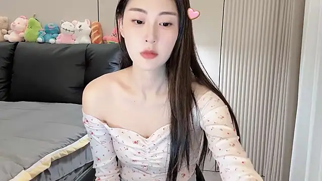 Snapshot of Aquarius-002 chatting on September 19, 2:18 pm Aquarius-002 online show from September 19, 2:18 pm