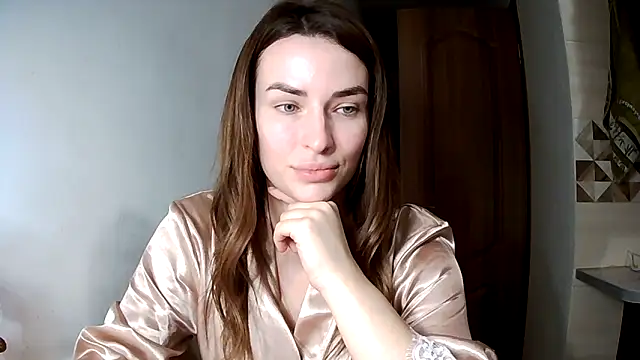 MandiBrooks online show from December 16, 3:39 pm