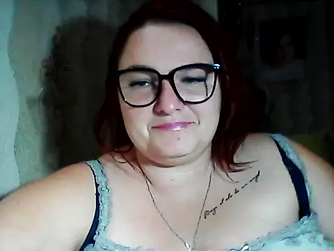 Snapshot of AngelQSky chatting on October 1, 4:46 pm AngelQSky online show from October 1, 4:46 pm