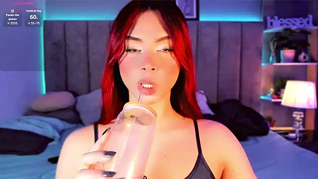 Snapshot of Arianna_Ponce chatting on October 4, 6:33 am Arianna Ponce online show from October 4, 6:33 am