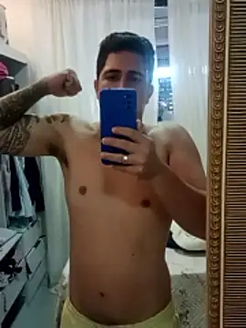 Picademel2525 online show from April 16, 2:18 pm