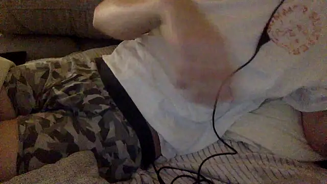 Breezydicksn online show from November 13, 9:25 pm