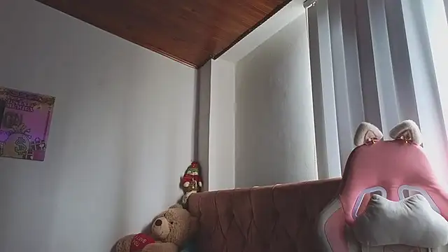 Crystal Star  online show from November 23, 3:56 pm