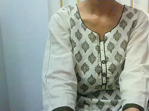 DEVI 6701 online show from May 28, 8:33 am
