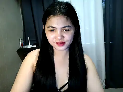 TrixieCollins online show from November 17, 6:52 am