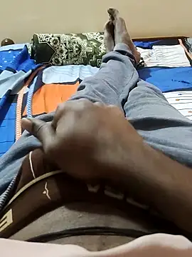 Snapshot of slim-uncut chatting on February 2, 12:48 pm slim-uncut online show from February 2, 12:48 pm