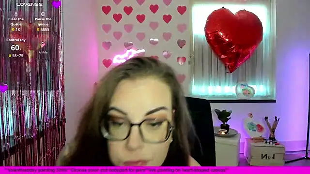 Snapshot of Miss_Lucifer6 chatting on February 14, 4:37 pm Miss Lucifer6 online show from February 14, 4:37 pm