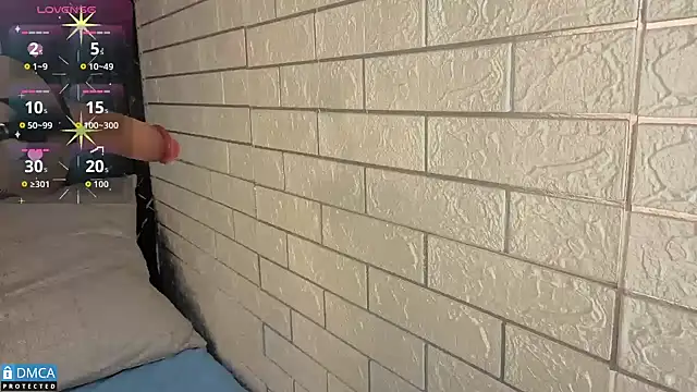 nena cupcake  online show from November 10, 11:09 am