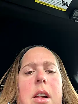 hornykitty1210 online show from October 31, 7:15 pm