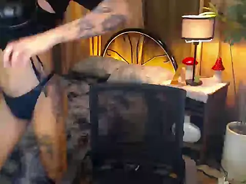 WILDROXIE online show from September 18, 10:34 pm