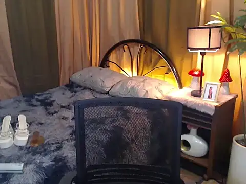 WILDROXIE online show from September 29, 11:09 pm