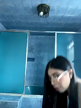 Snapshot of Maddy_Piink chatting on September 25, 10:24 pm Maddy Piink online show from September 25, 10:24 pm