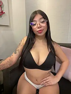 Maddy Piink online show from November 20, 7:57 pm