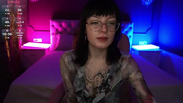 Snapshot of Pixie_Peachh chatting on September 22, 12:29 pm Pixie Peachh online show from September 22, 12:29 pm