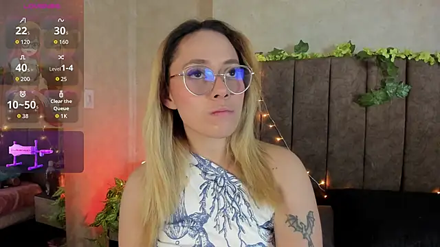 LanaMills  online show from March 10, 5:56 am