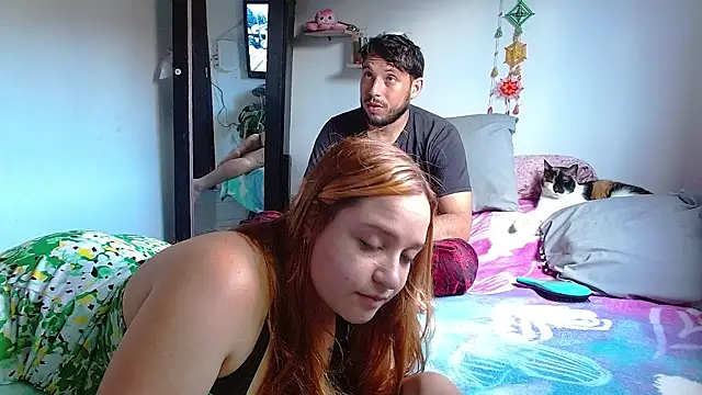 Snapshot of curvivan chatting on June 21, 10:45 pm curvivan online show from June 21, 10:45 pm