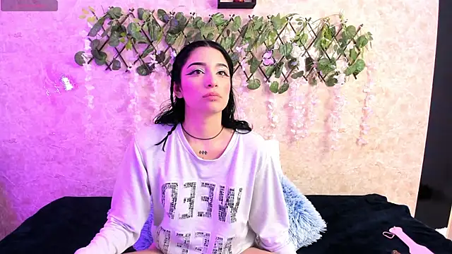 ImEmily444 online show from September 25, 7:01 am