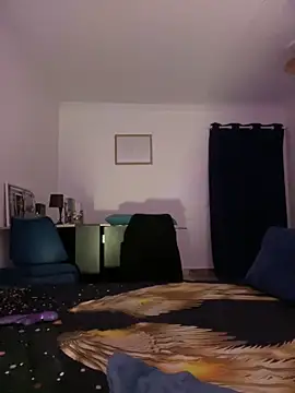 Chris06d22xh online show from April 8, 8:09 pm