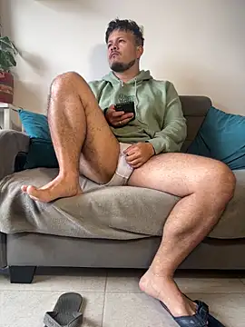 DADDYTTEDY1 online show from April 21, 9:28 pm