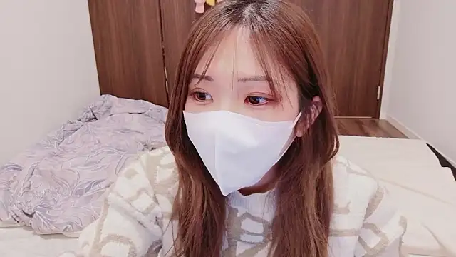 Snapshot of -EdisonThomas- chatting on February 16, 8:21 am -EdisonThomas- online show from February 16, 8:21 am