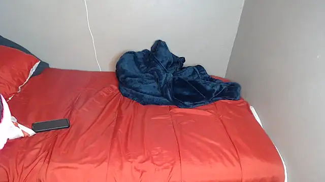 Lunalee online show from October 20, 2:12 am