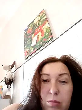 DanaNeon online show from April 9, 7:03 am