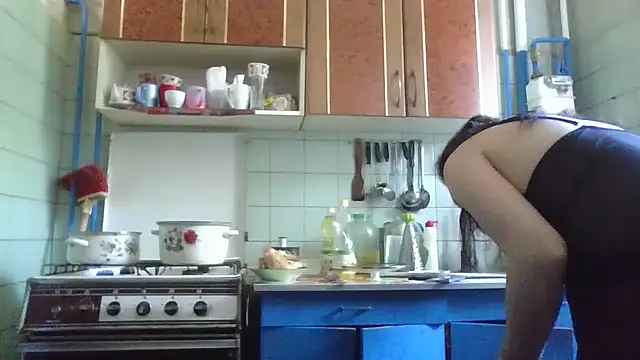 DanaNeon online show from July 22, 8:39 am