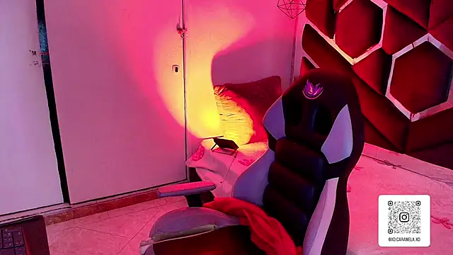 Melissa Adamsx online show from April 17, 6:55 pm