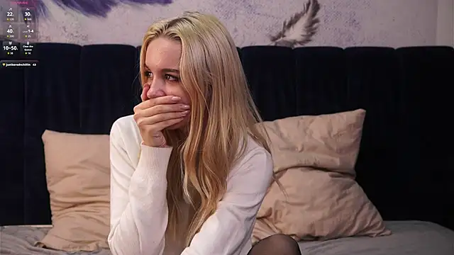 Snapshot of JaymieVigen chatting on September 17, 3:52 am JaymieVigen online show from September 17, 3:52 am