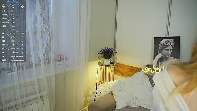 JaymieVigen online show from January 8, 3:31 am