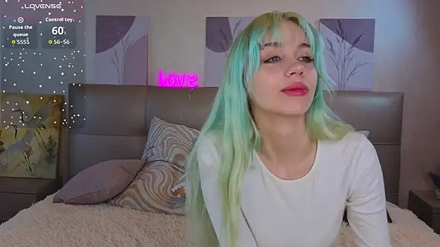 JaymieVigen online show from June 18, 3:29 am